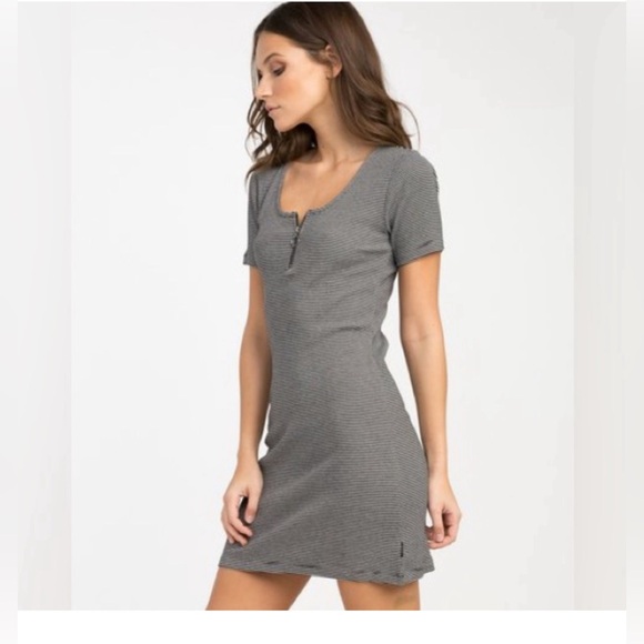 RVCA ZIP IT striped dress - Picture 5 of 6